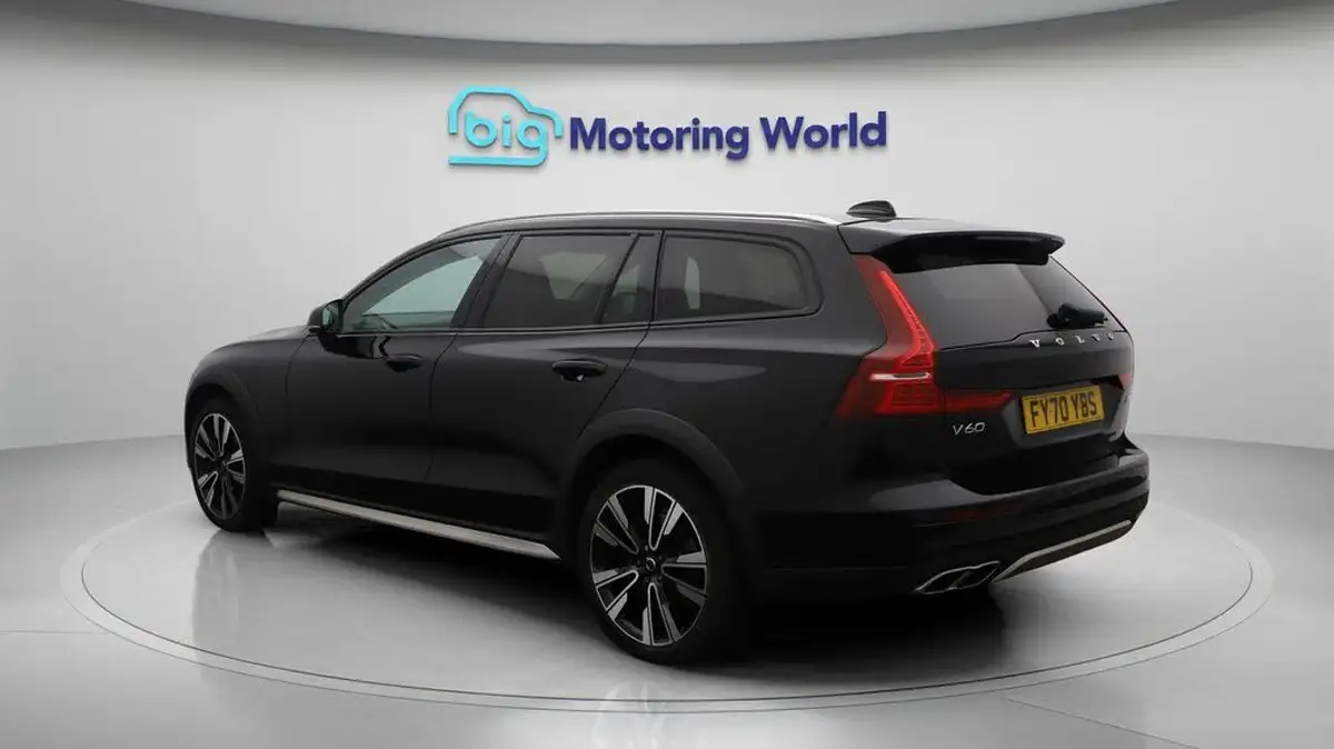 2020-volvo-v60-20td-d4-cross-country-plus-big-5