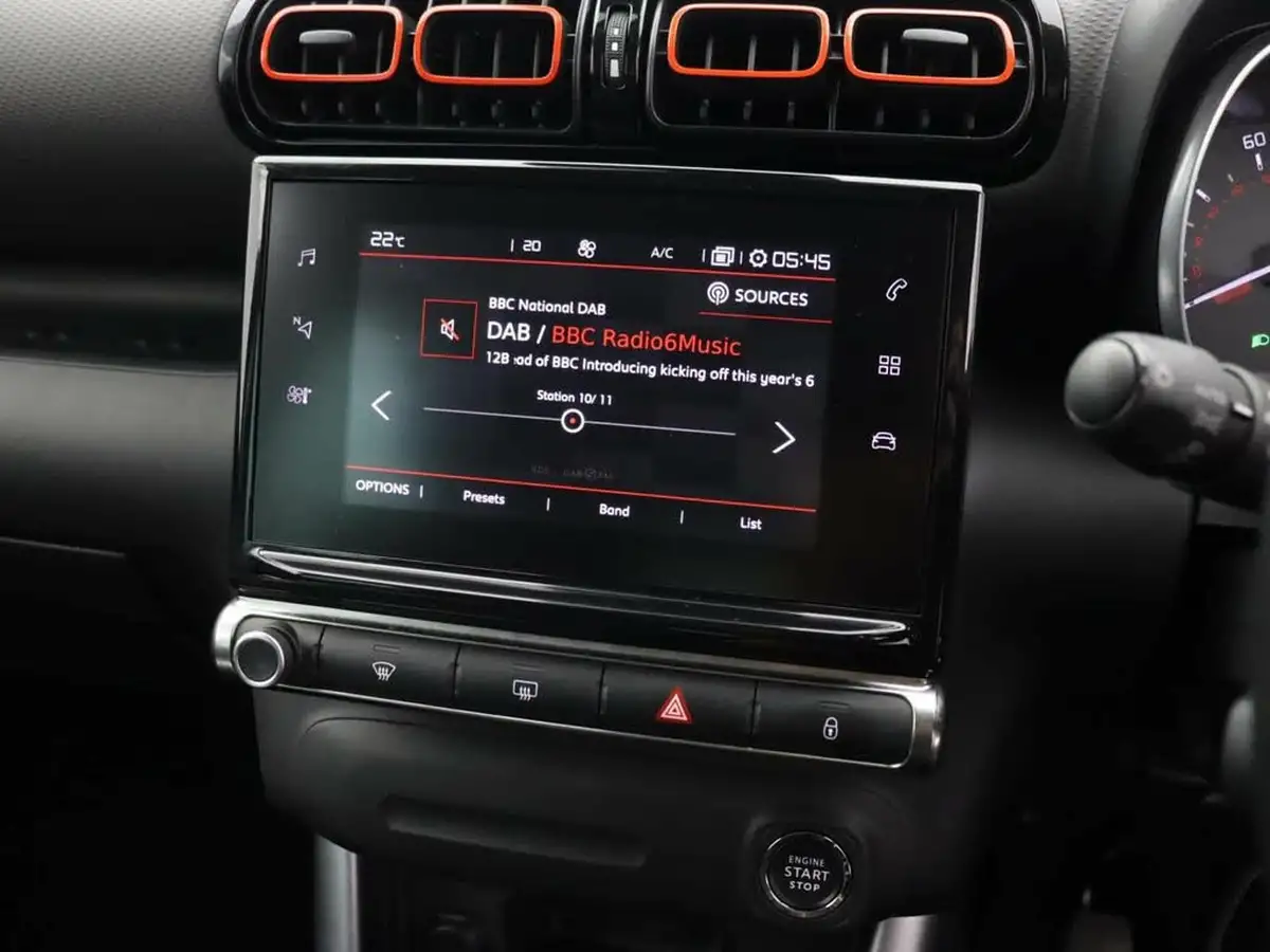 2020-citroen-c3-aircross-12-puretech-flair-110ps-ss-big-15