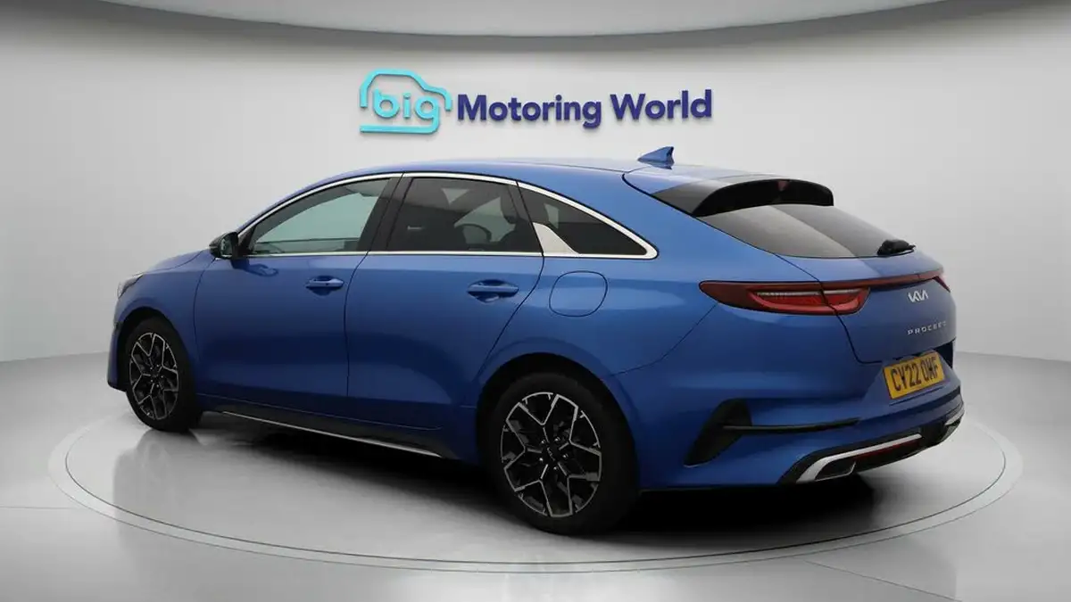 2022-kia-pro-ceed-15-t-gdi-gt-line-big-5