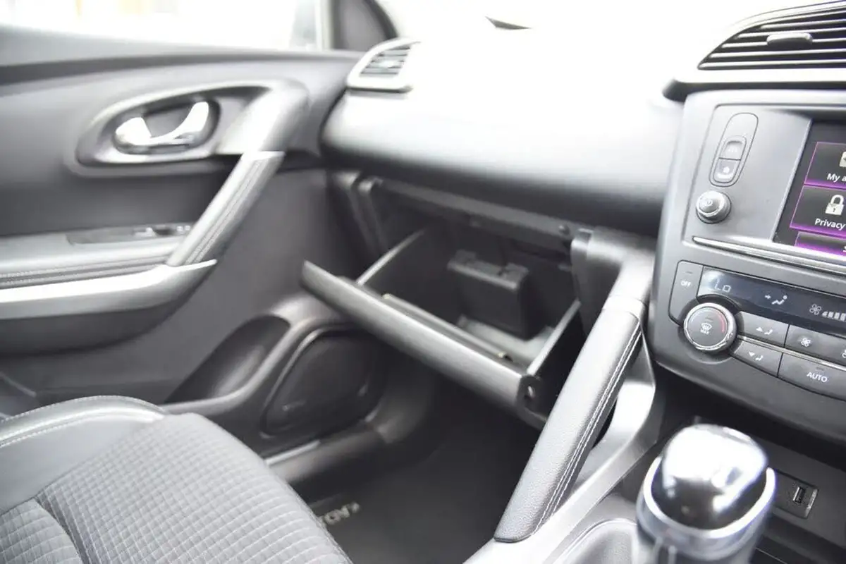 2016-renault-kadjar-16dci-signature-nav-4x4-big-49
