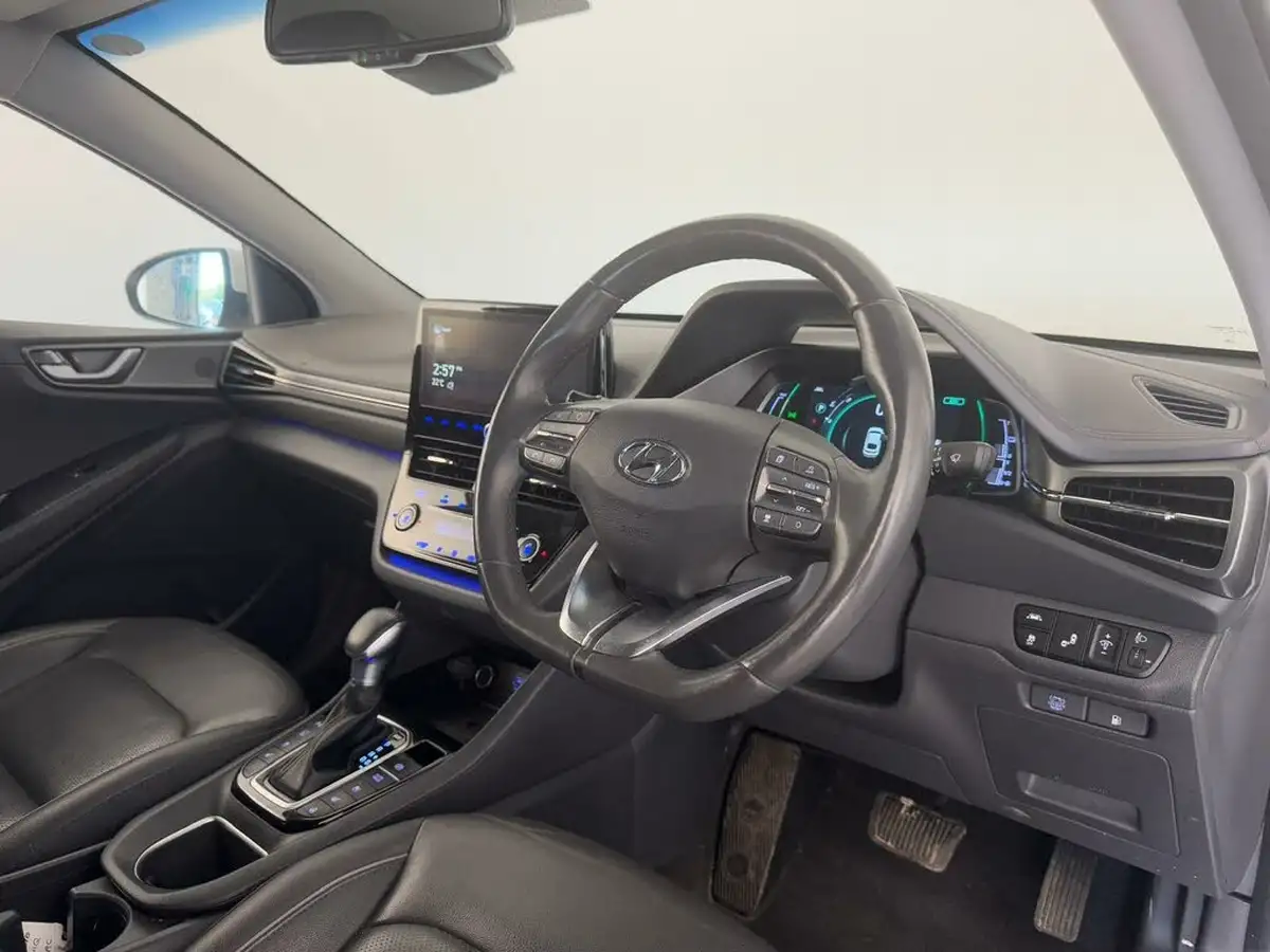2021-hyundai-ioniq-16-gdi-premium-se-hybrid-big-8