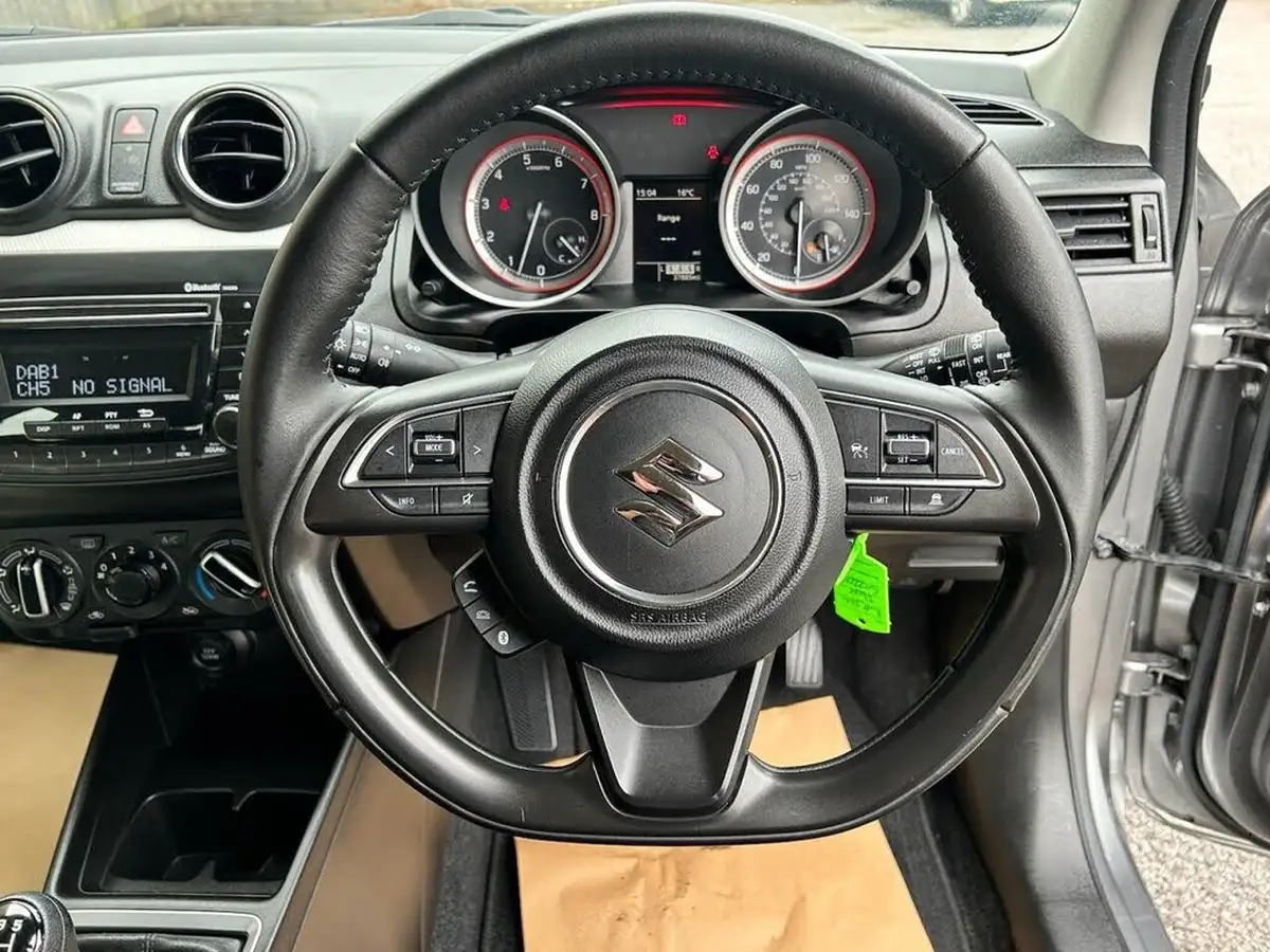 2022-suzuki-swift-12-dualjet-sz-l-big-19