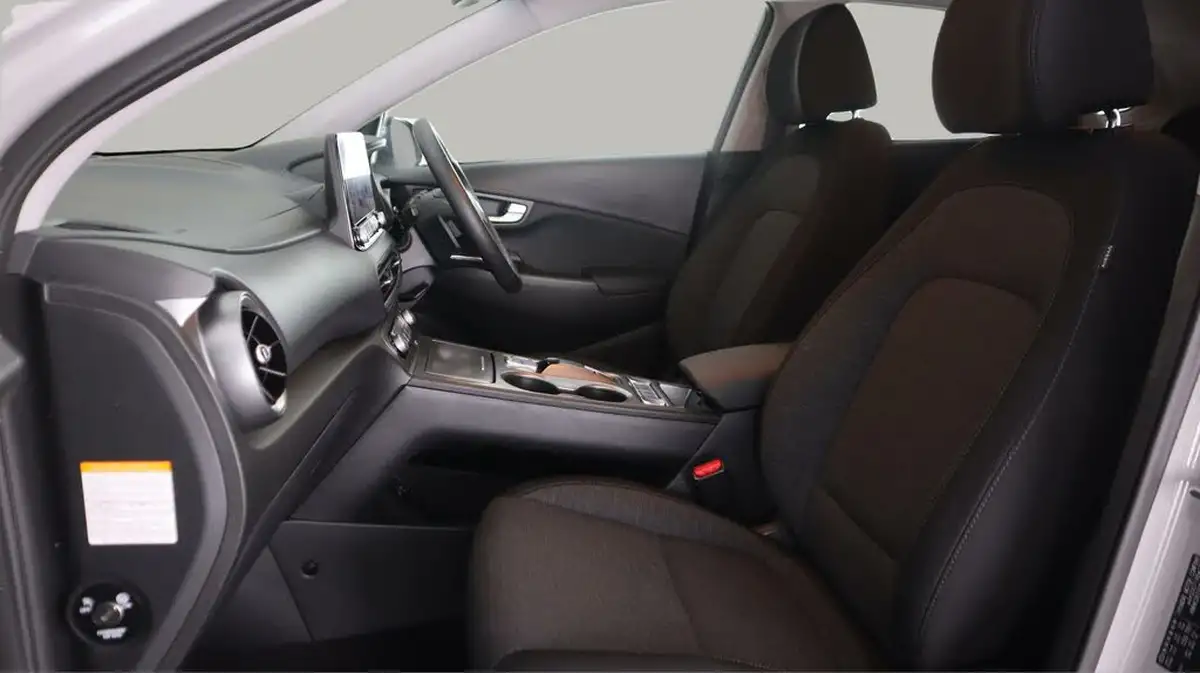 2022-hyundai-kona-e-premium-204ps-64kwh-7kw-obc-big-13
