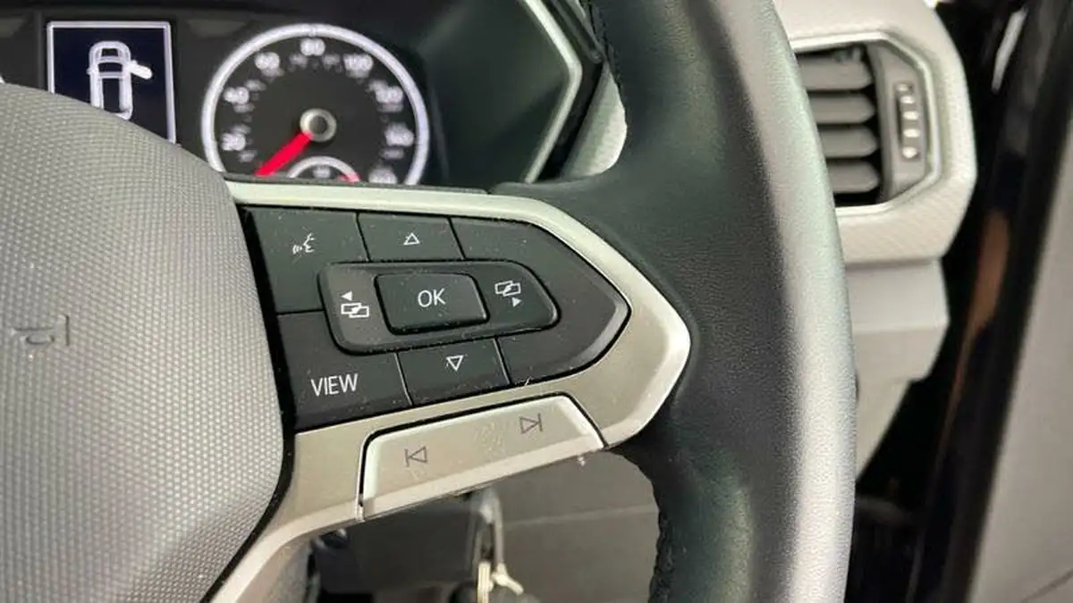 2021-volkswagen-t-cross-10-tsi-active-95ps-big-20