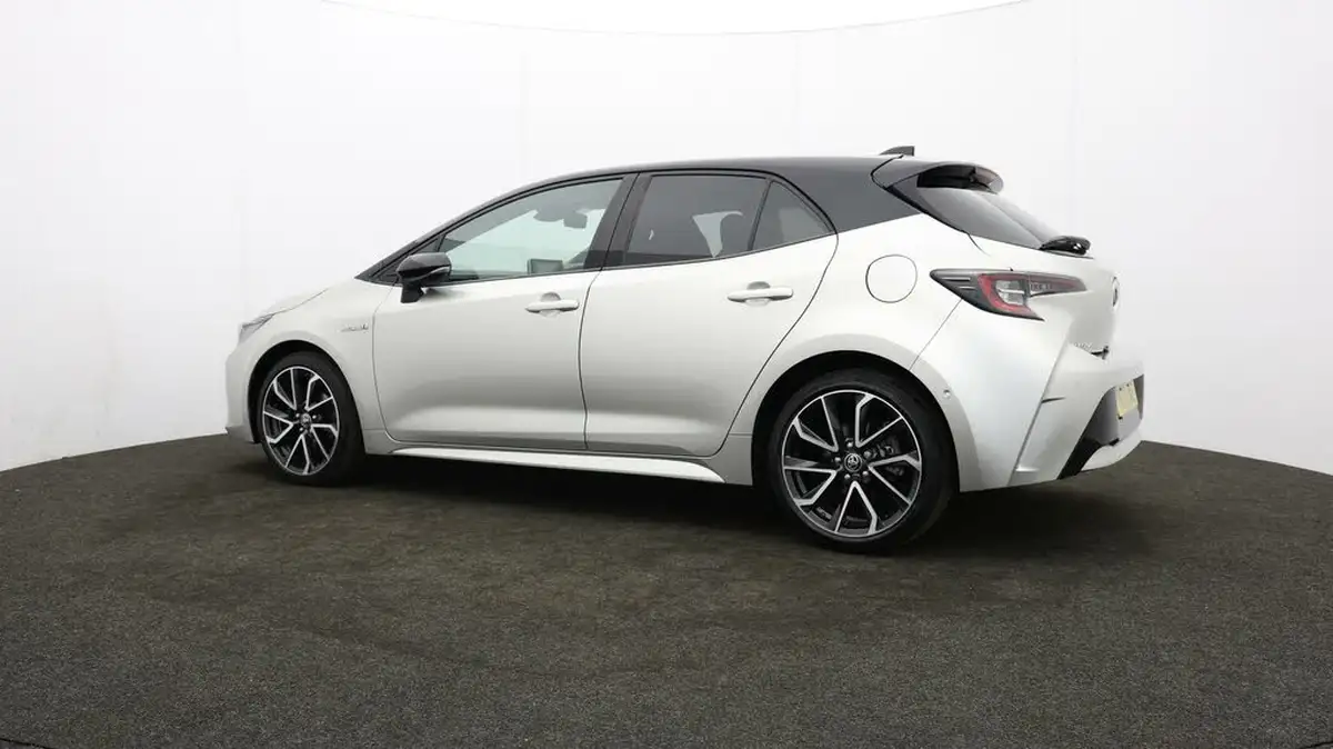 2020-toyota-corolla-18-vvt-i-excel-trk-hatchback-big-72