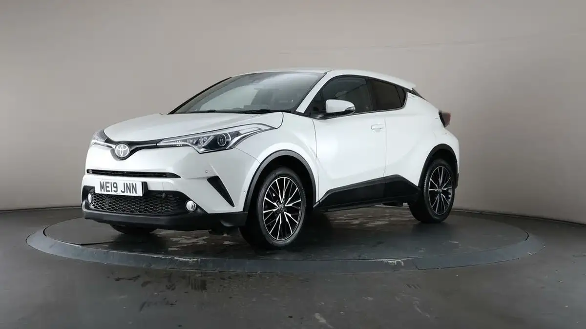 2019-toyota-c-hr-12-excel-awd-cvt-big-37