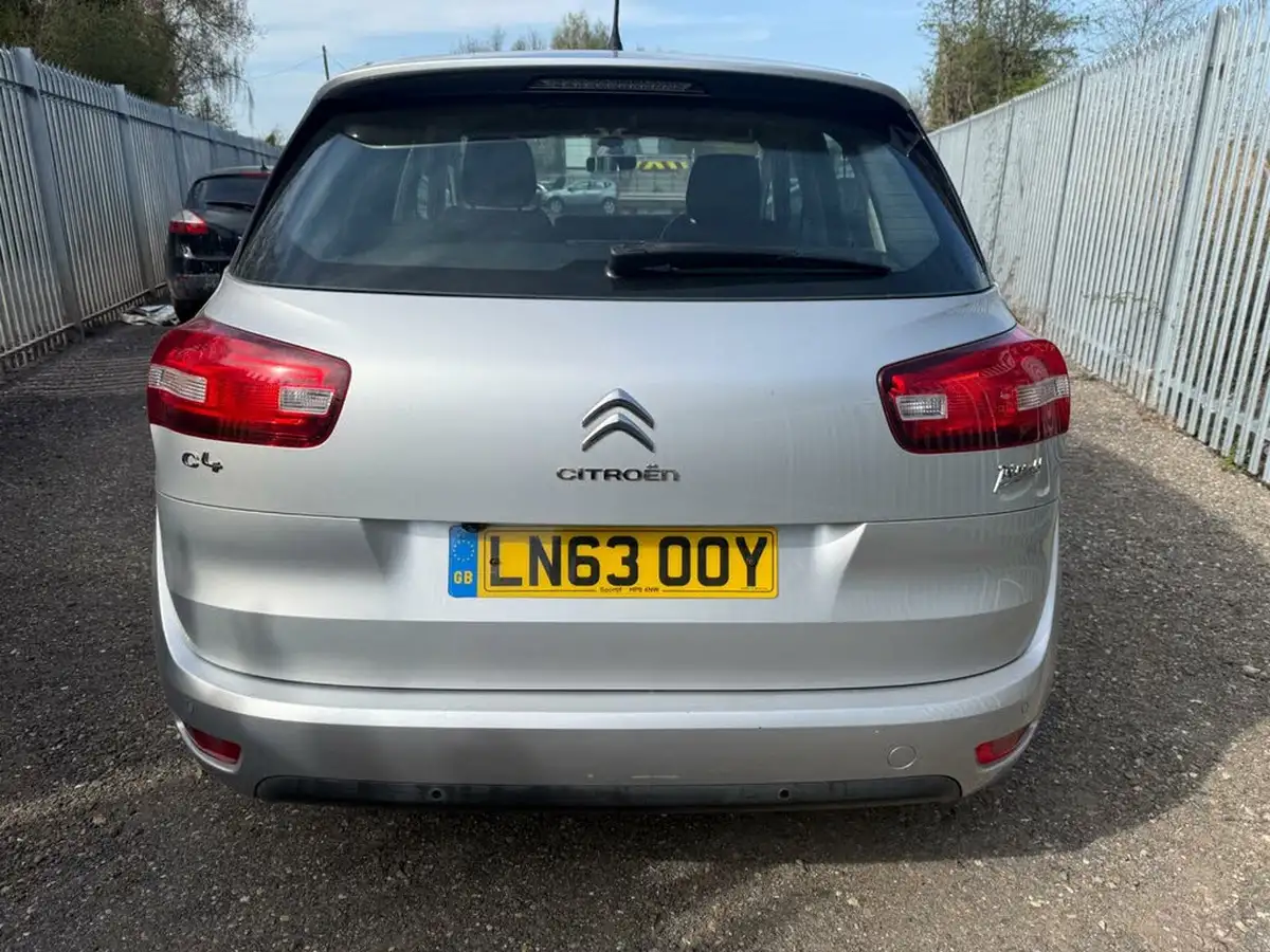 2013-citroen-c4-picasso-16e-hdi-exclusive-etg6-big-5