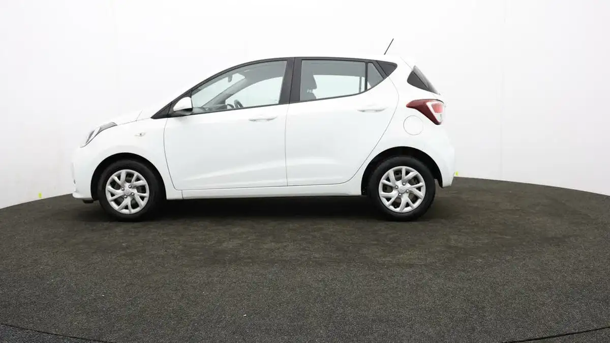 2018-hyundai-i10-10-se-66ps-big-60