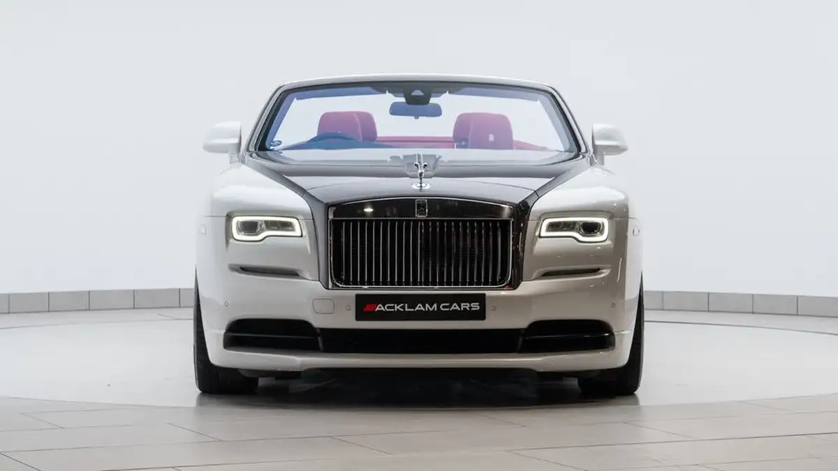 2016-rolls-royce-dawn-66-big-8