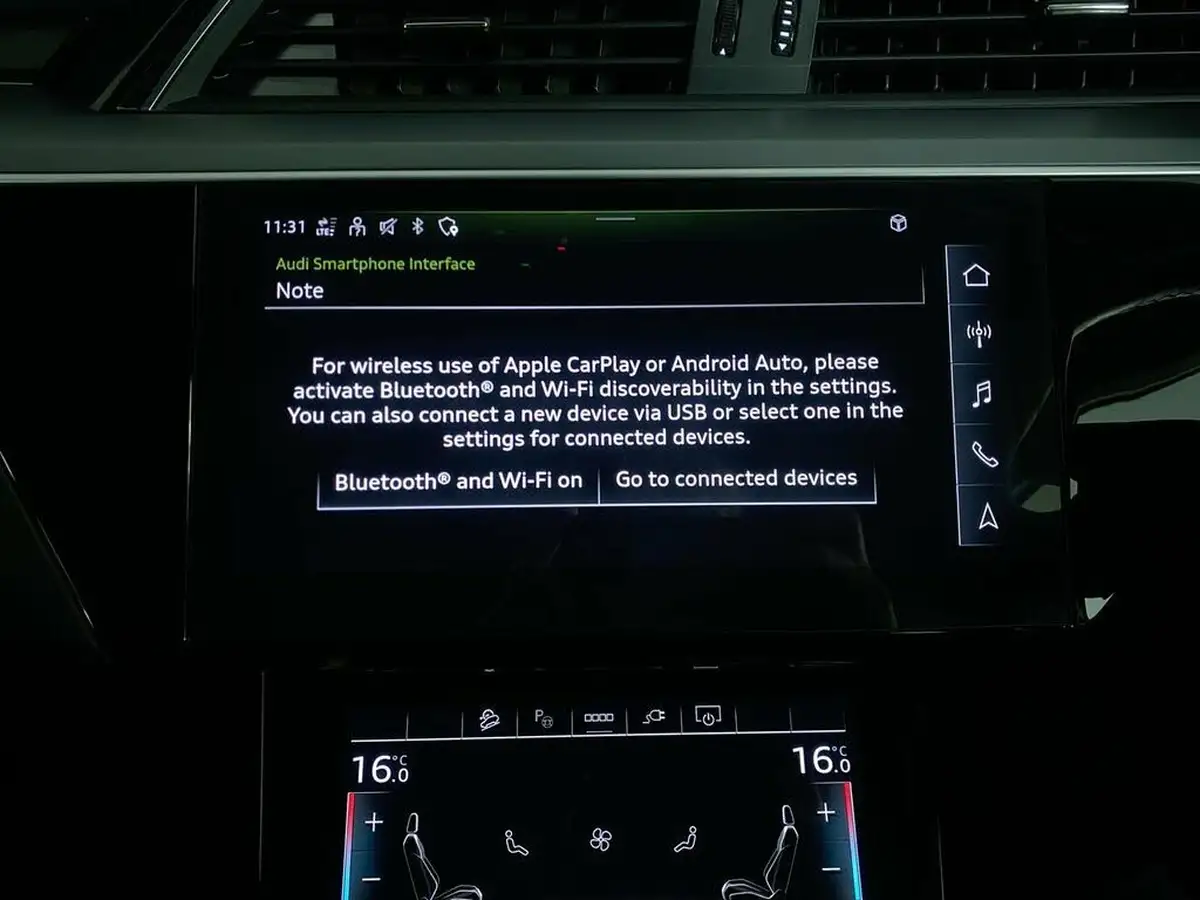 2022-audi-e-tron-55e-technik-station-wagon-big-32