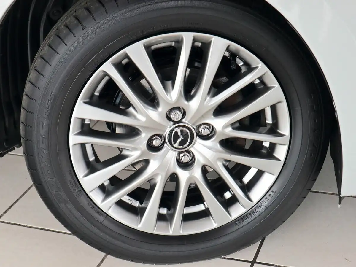 2022-mazda-mazda2-15-skyactiv-g-gt-sport-big-5