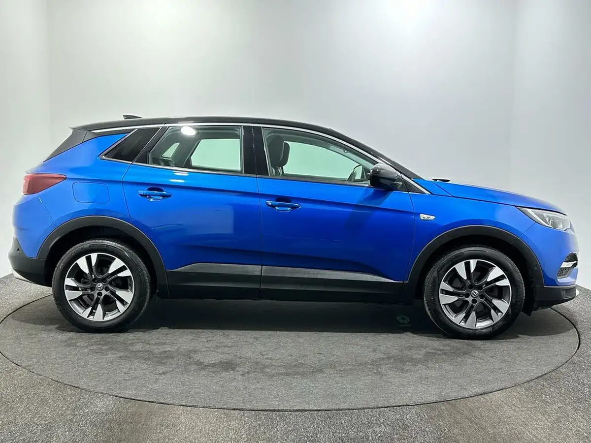 2019-vauxhall-grandland-x-12-sport-nav-big-6