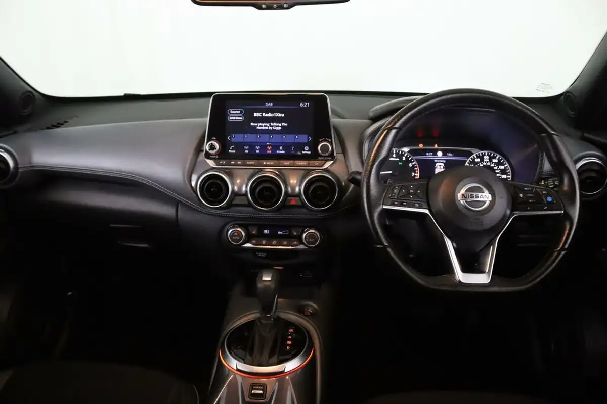 2021-nissan-juke-10-dig-t-tekna-dct-big-13