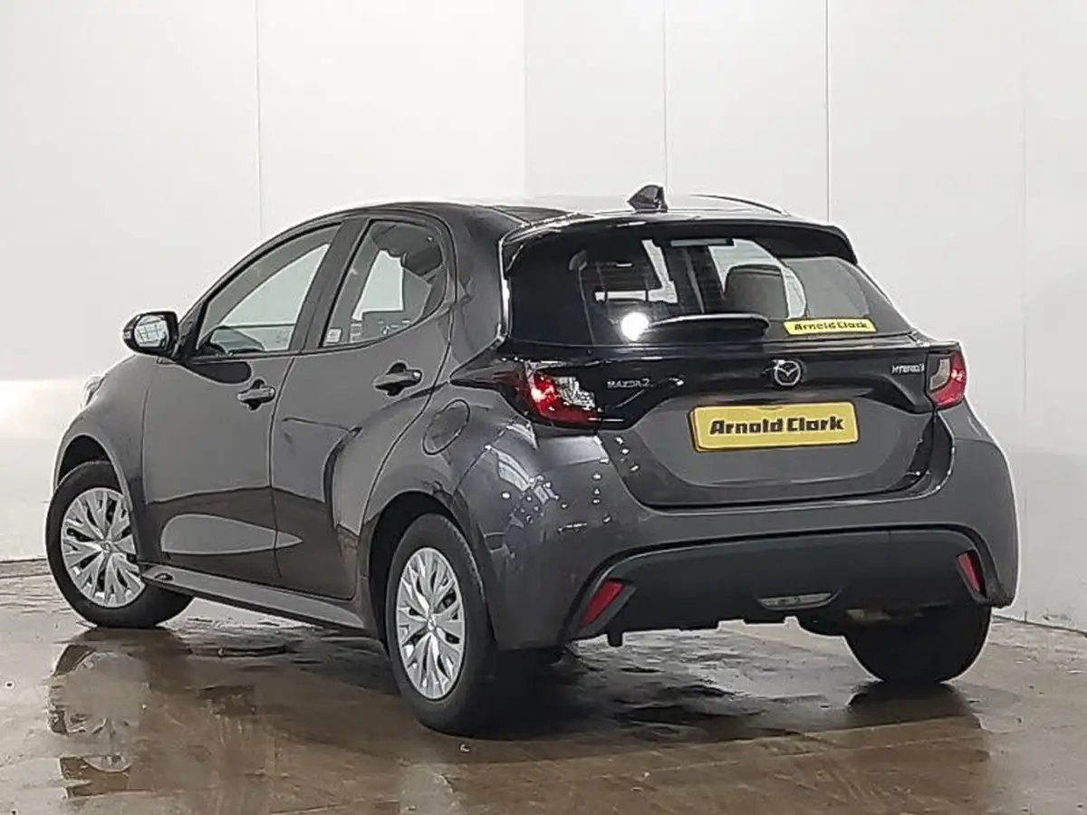 2022-mazda-mazda2-15-pure-big-2