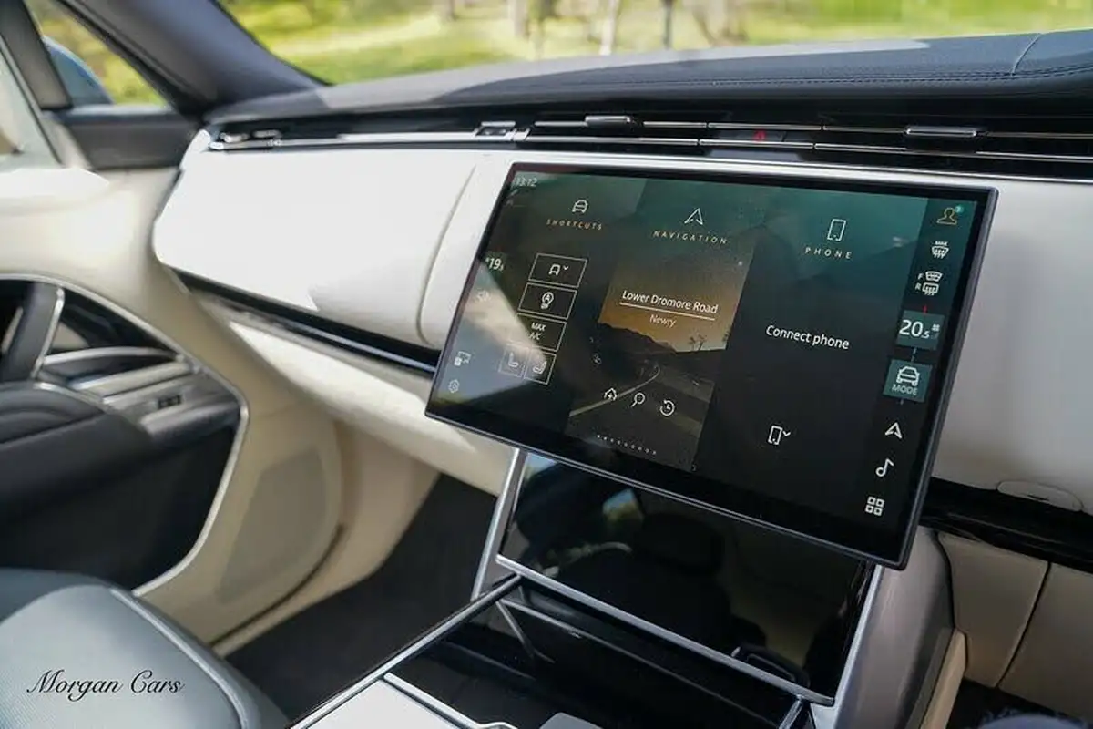 2023-land-rover-range-rover-30-d350-hse-big-47