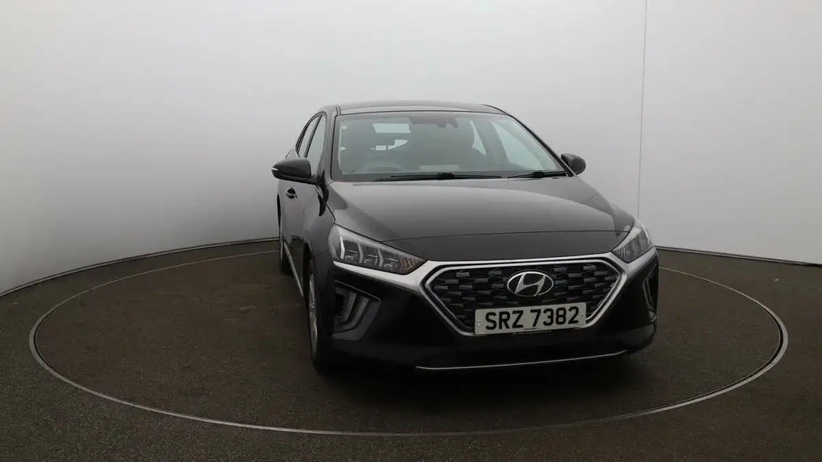 2021-hyundai-ioniq-16-gdi-premium-hybrid-big-33