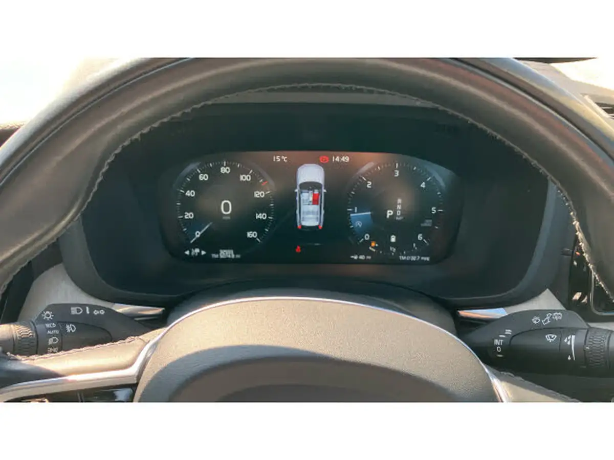 2020-volvo-xc60-20td-b5-inscription-big-17