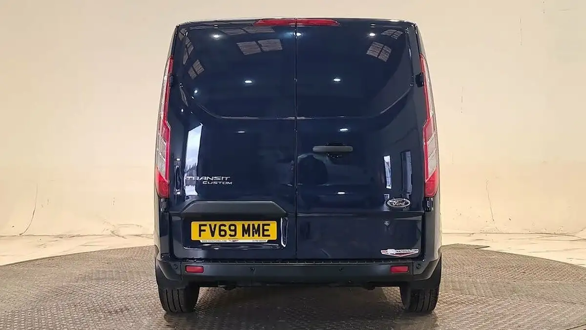 2020-ford-transit-custom-20tdci-340-l2h1-trend-130pseu6dt-panel-van-big-16