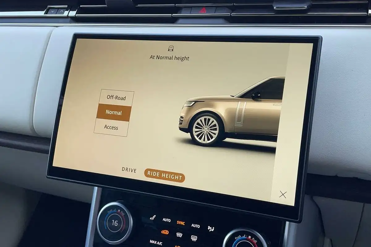 2023-land-rover-range-rover-30-p440e-se-big-23