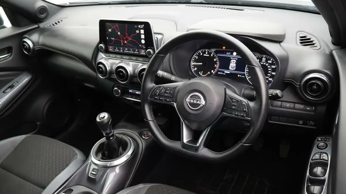 2023-nissan-juke-10-dig-t-n-connecta-big-9