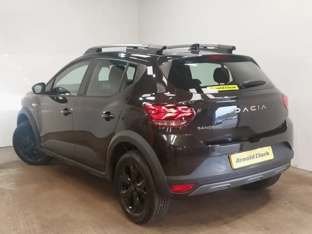 2024-dacia-sandero-stepway-10-tce-extreme-90bhp-big-1