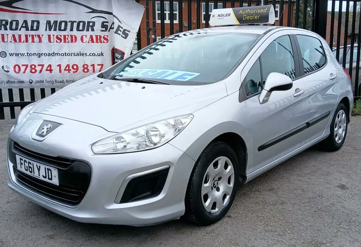 2011-peugeot-308-16td-access-16hdi-92bhp-fap-big-11