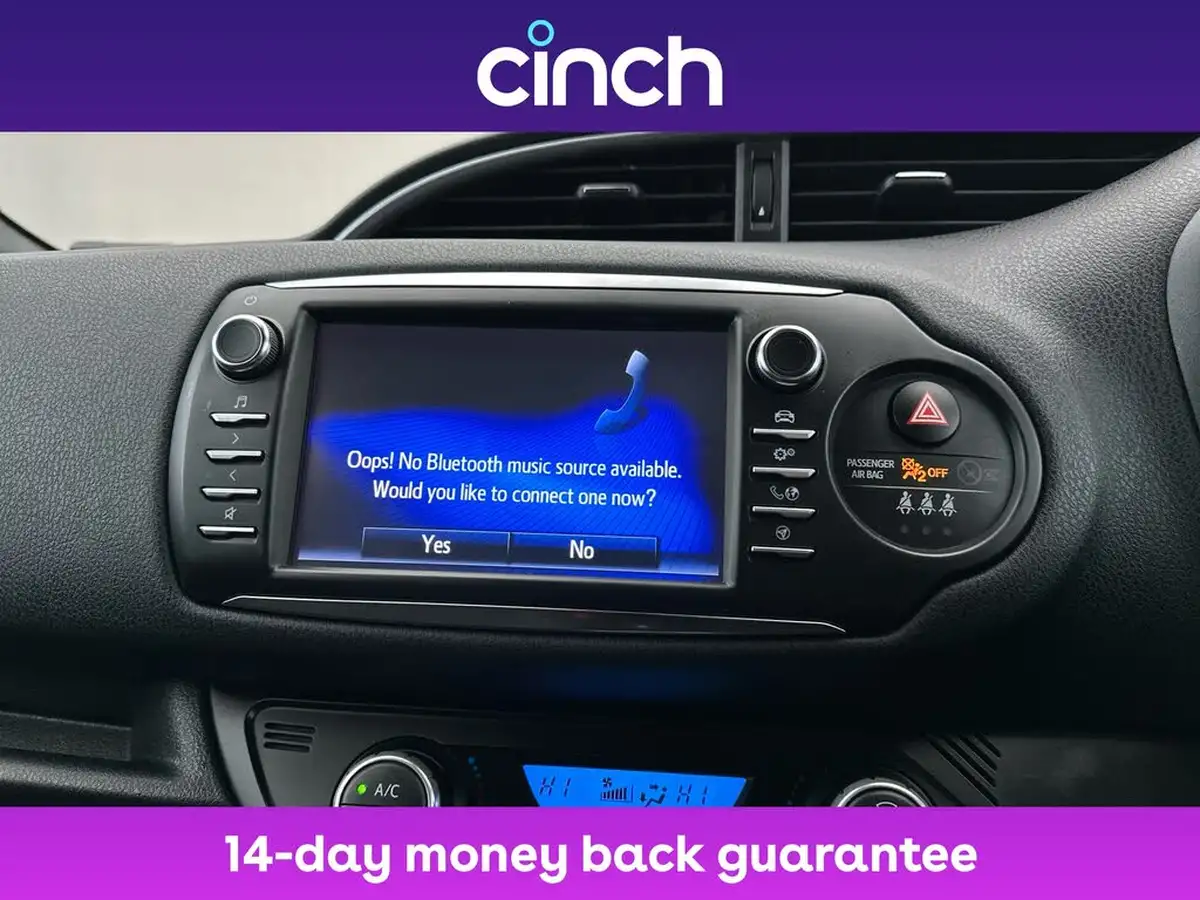 2019-toyota-yaris-15-vvt-i-excel-98bhp-hybrid-1497cc-e-cvt-big-25
