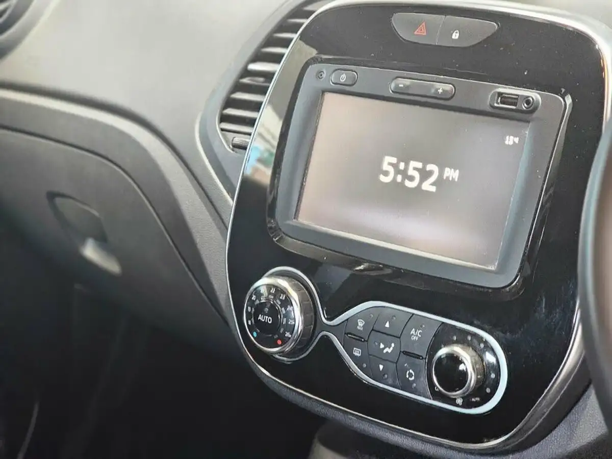 2018-renault-captur-09-tce-dynamique-nav-big-20