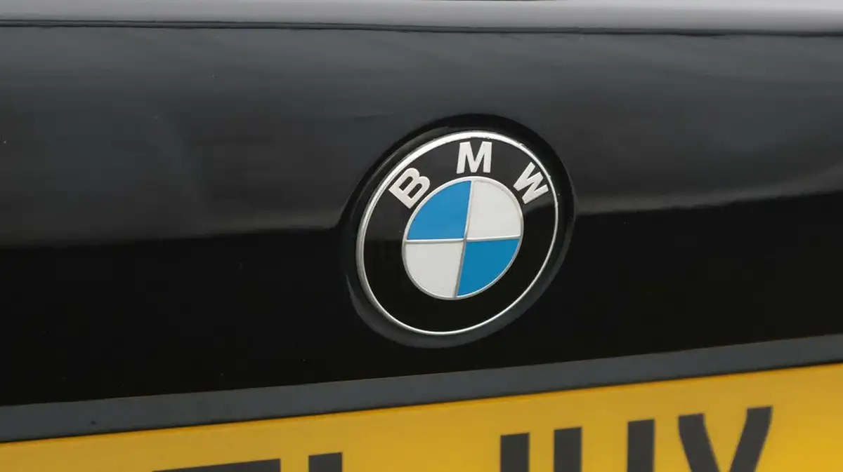 2022-bmw-1-series-15td-116d-sport-dct-big-20