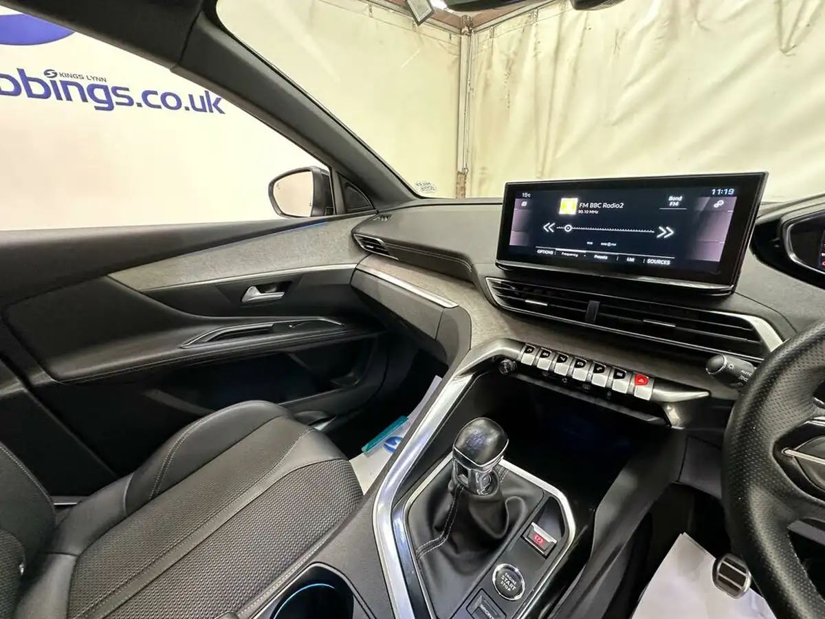 2022-peugeot-3008-suv-15-bluehdi-gt-big-15