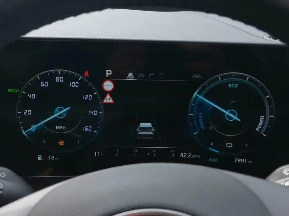2024-kia-sportage-16-t-gdi-3-207bhp-hev-auto-big-18