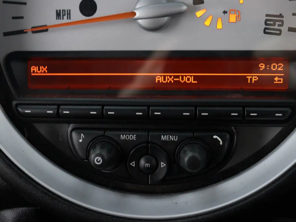 2012-mini-cooper-16-cooper-122bhp-coupe-3d-big-23