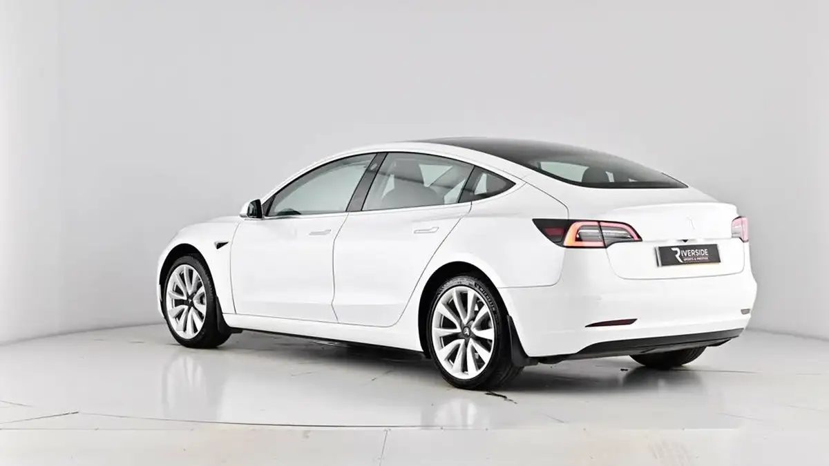 2020-tesla-model-3-e-standard-plus-big-66