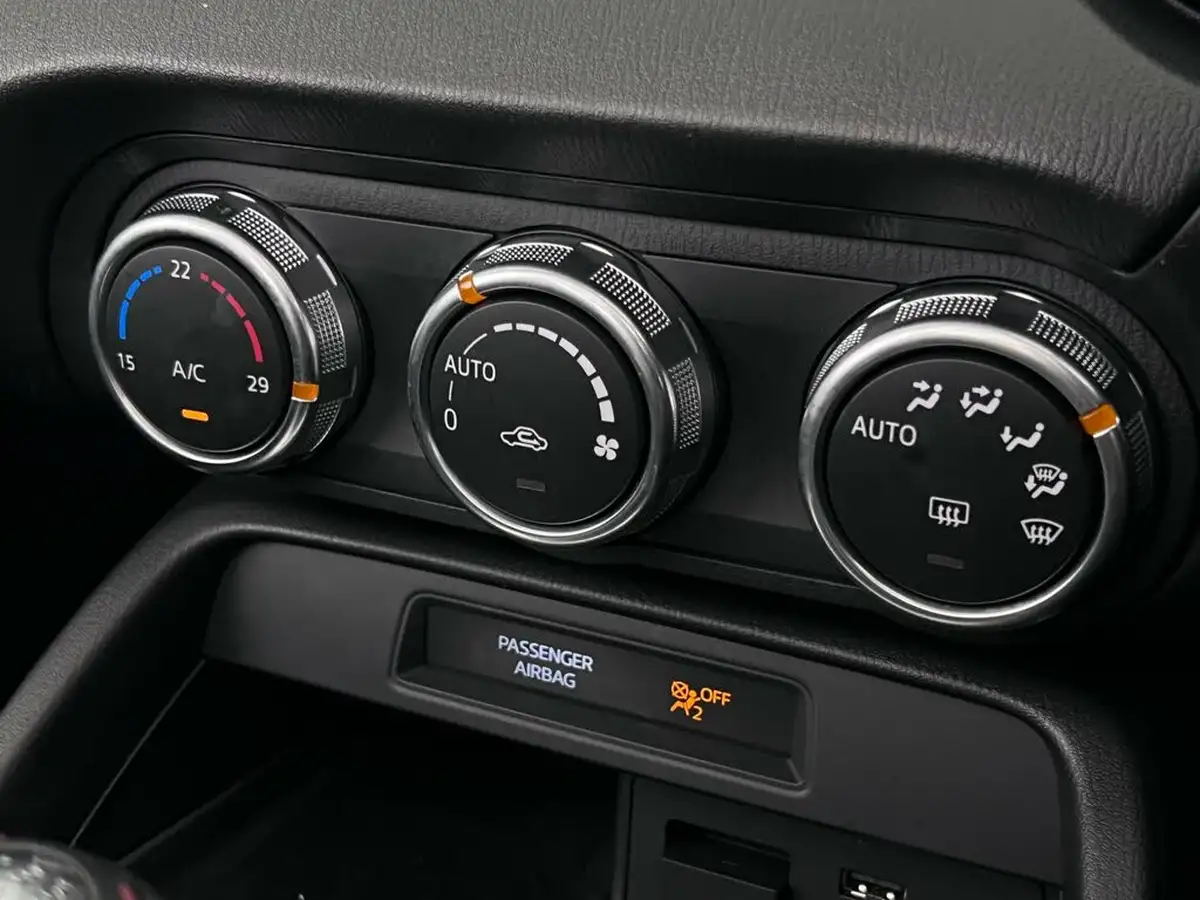 2016-mazda-mx-5-15-se-l-nav-big-18