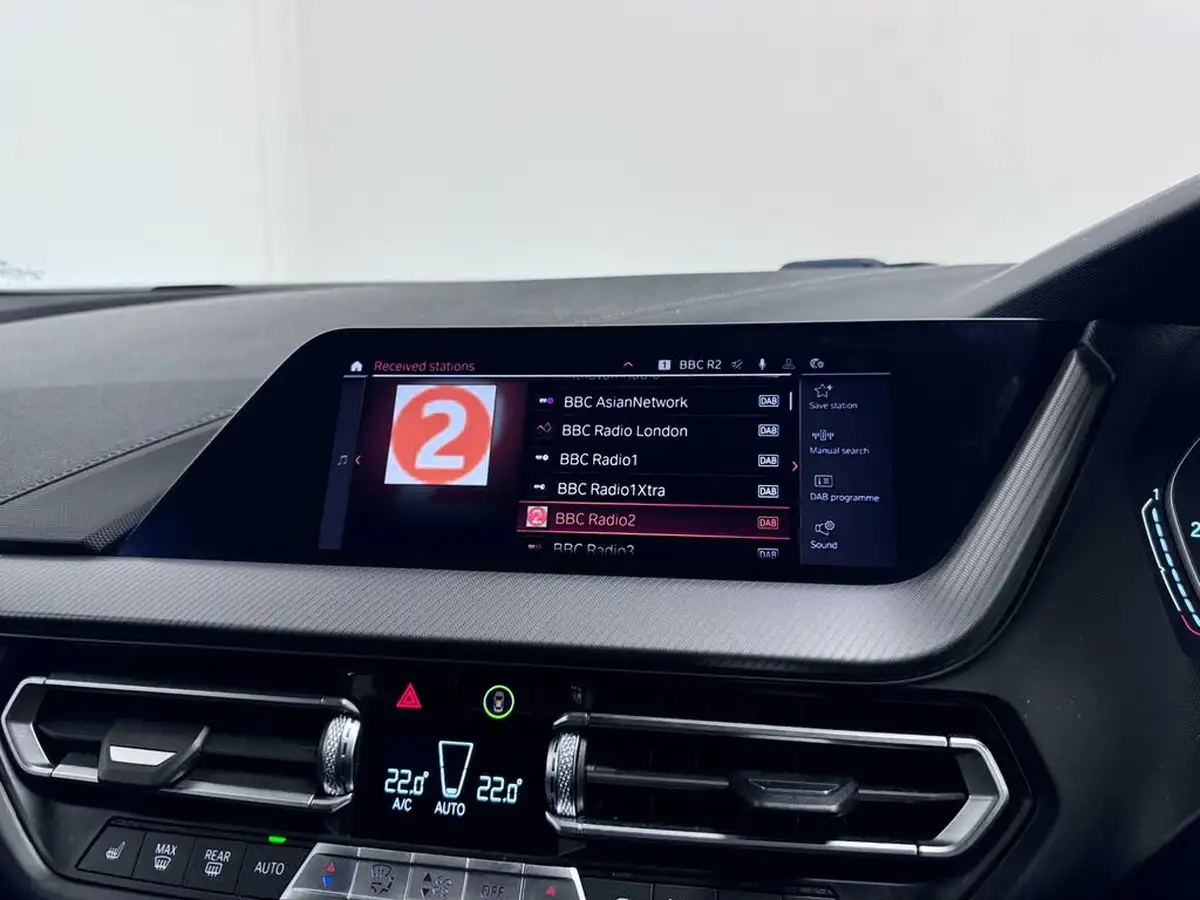 2021-bmw-1-series-20td-120d-m-sport-lcp-big-36