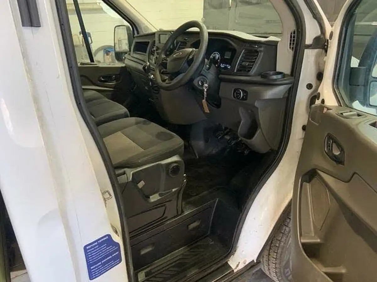 2021-ford-transit-20tdci-350-l3h1-leader-130pseu6dt-rwd-cab-big-3