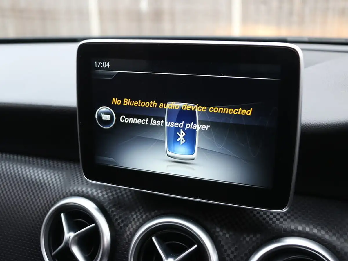 2016-mercedes-benz-a-class-16-a180-sport-ss-7g-dct-big-5
