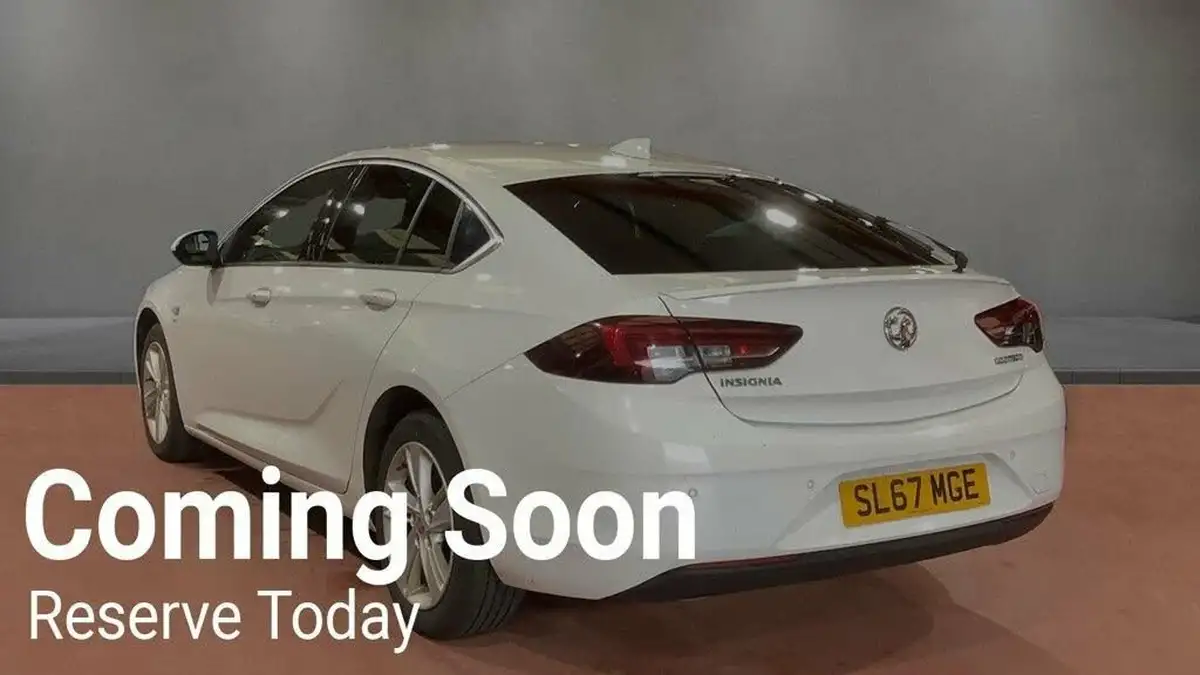 2017-vauxhall-insignia-grand-sport-16td-sri-nav-109ps-ecotec-big-2