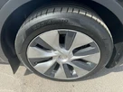2022-tesla-model-y-e-long-range-small-32