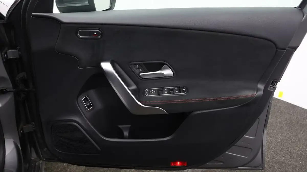 2019-mercedes-benz-a-class-20-a220-amg-line-saloon-4d-4matic-big-14