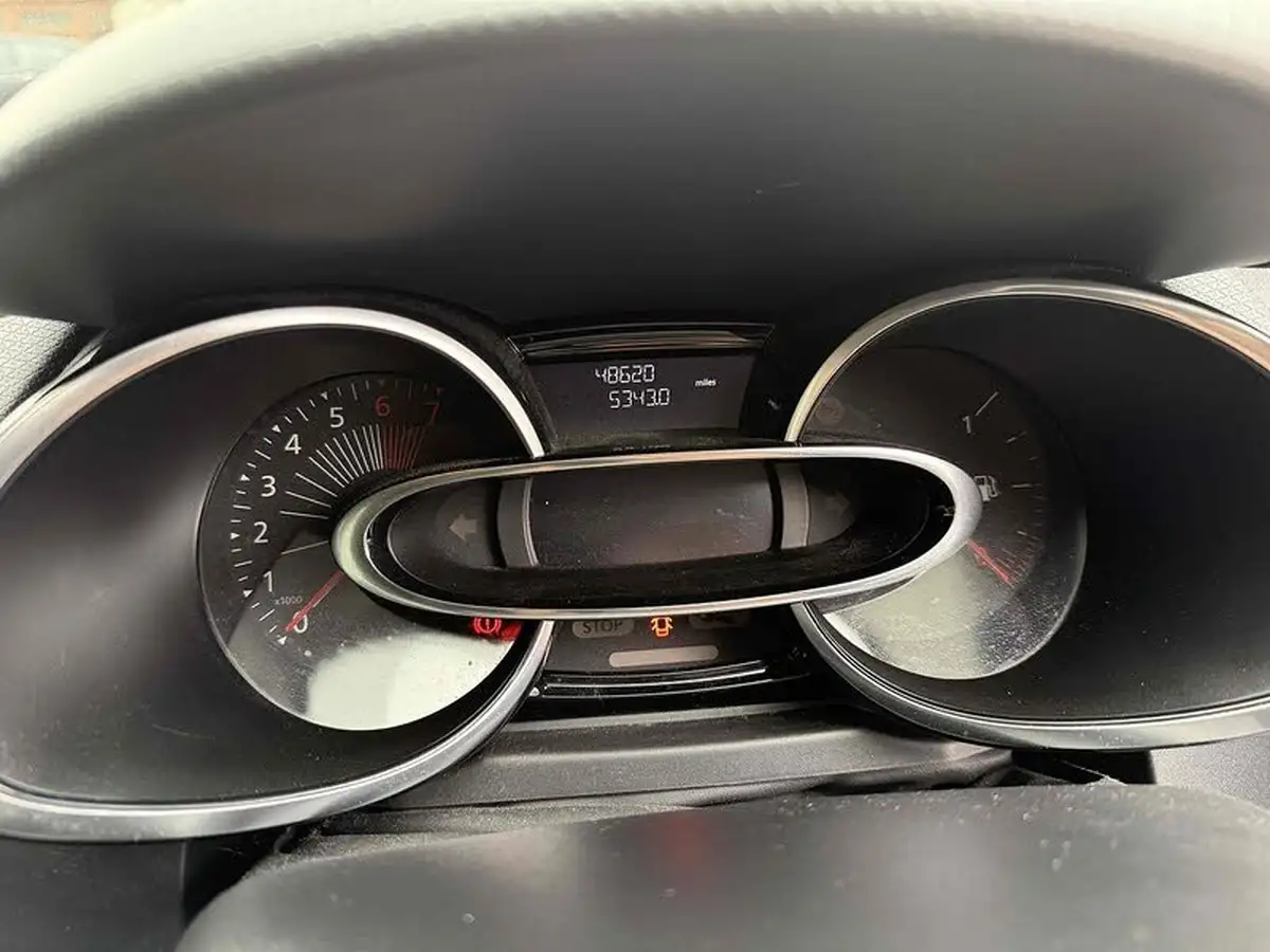 2016-renault-clio-12-dynamique-nav-16v-big-17