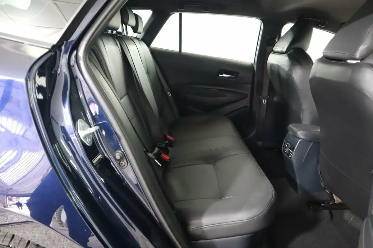2021-toyota-corolla-20-vvt-i-icon-tech-touring-sports-big-11