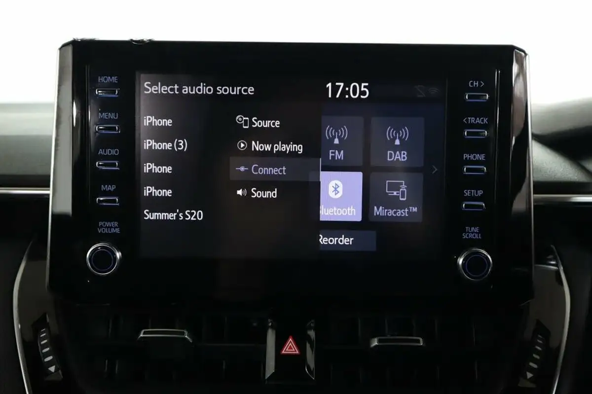 2021-toyota-corolla-20-vvt-i-icon-tech-touring-sports-big-35