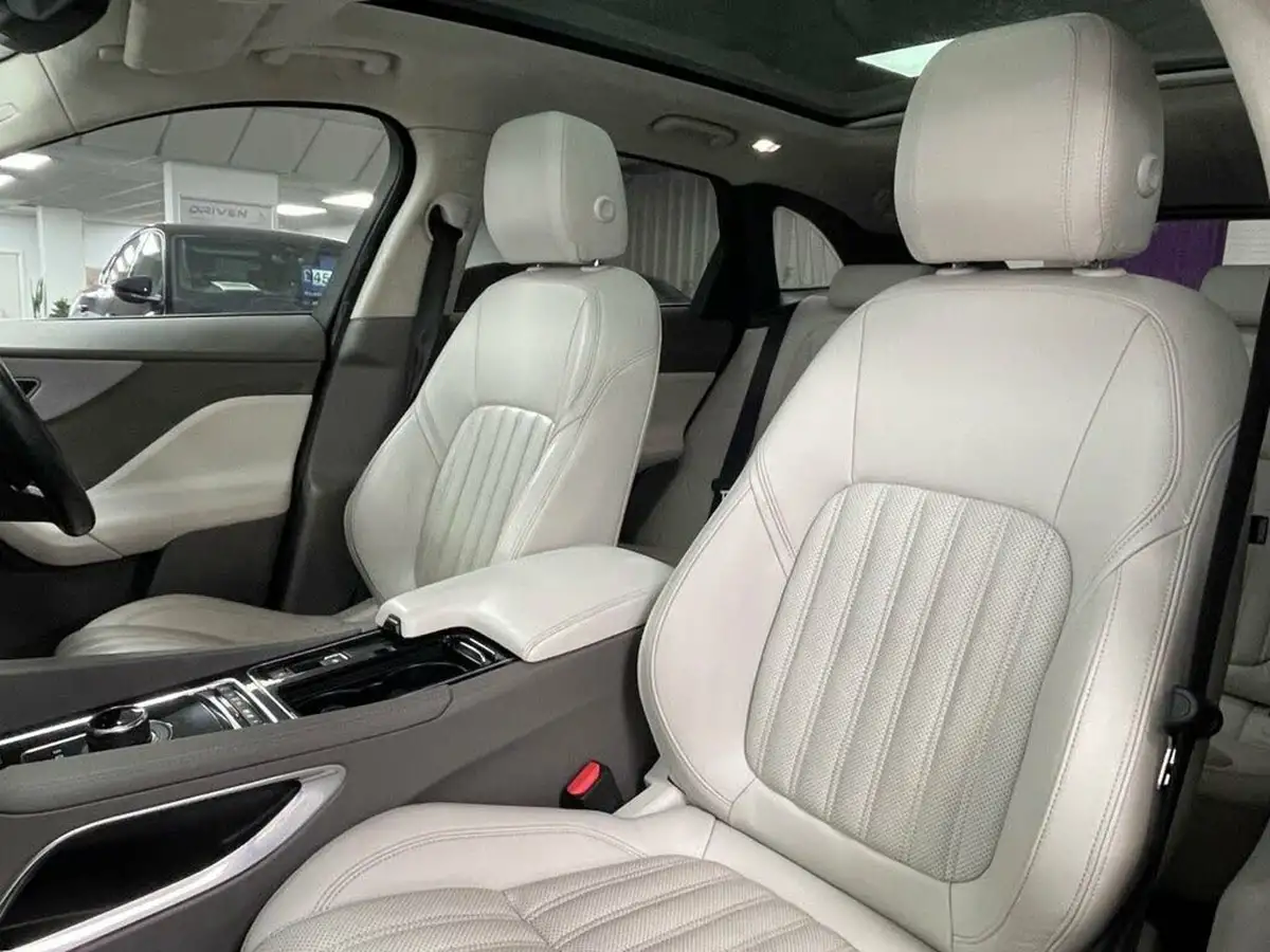 2020-jaguar-f-pace-20-i4d-portfolio-180ps-awd-auto-big-28