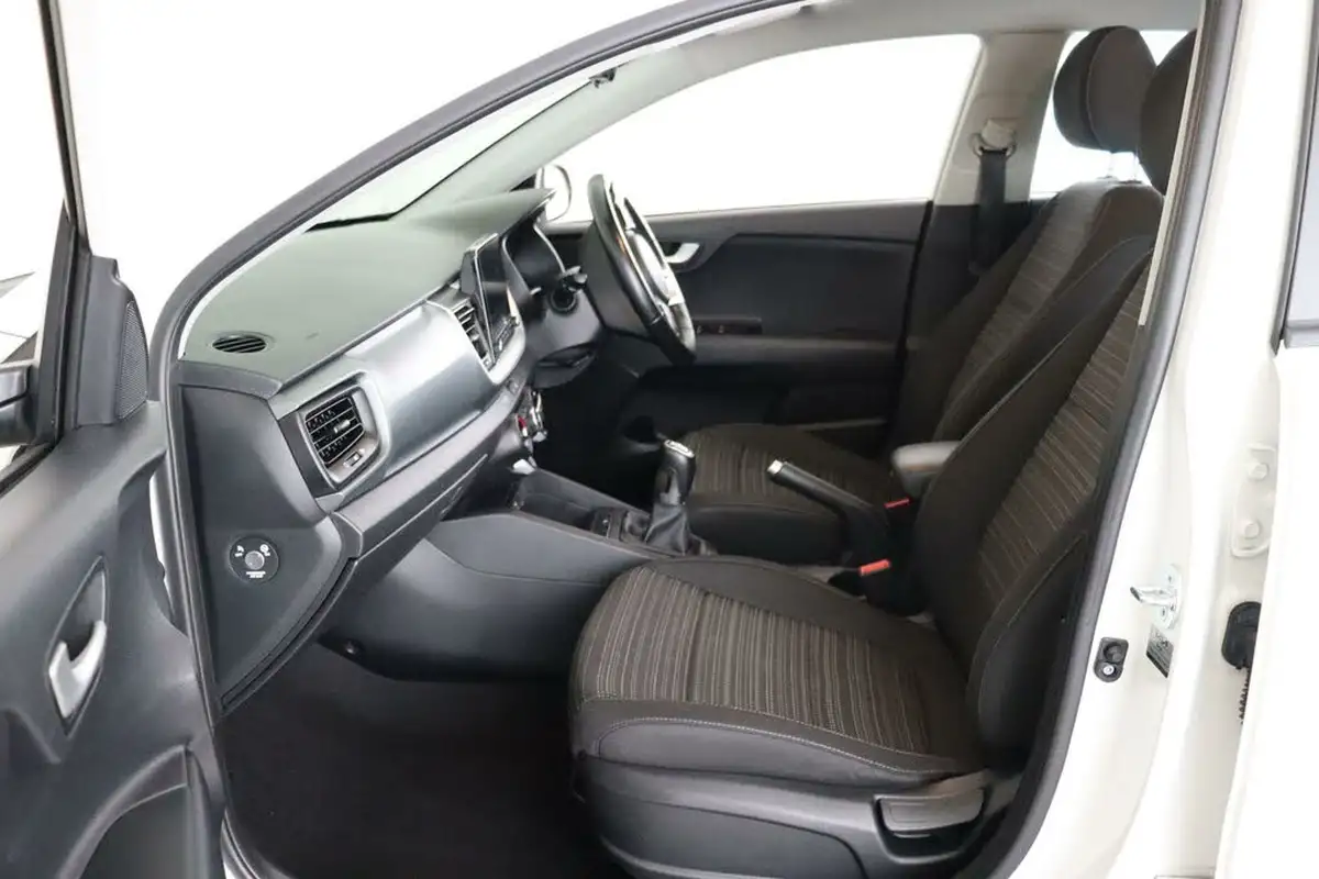 2023-kia-stonic-10-t-gdi-2-99bhp-big-9