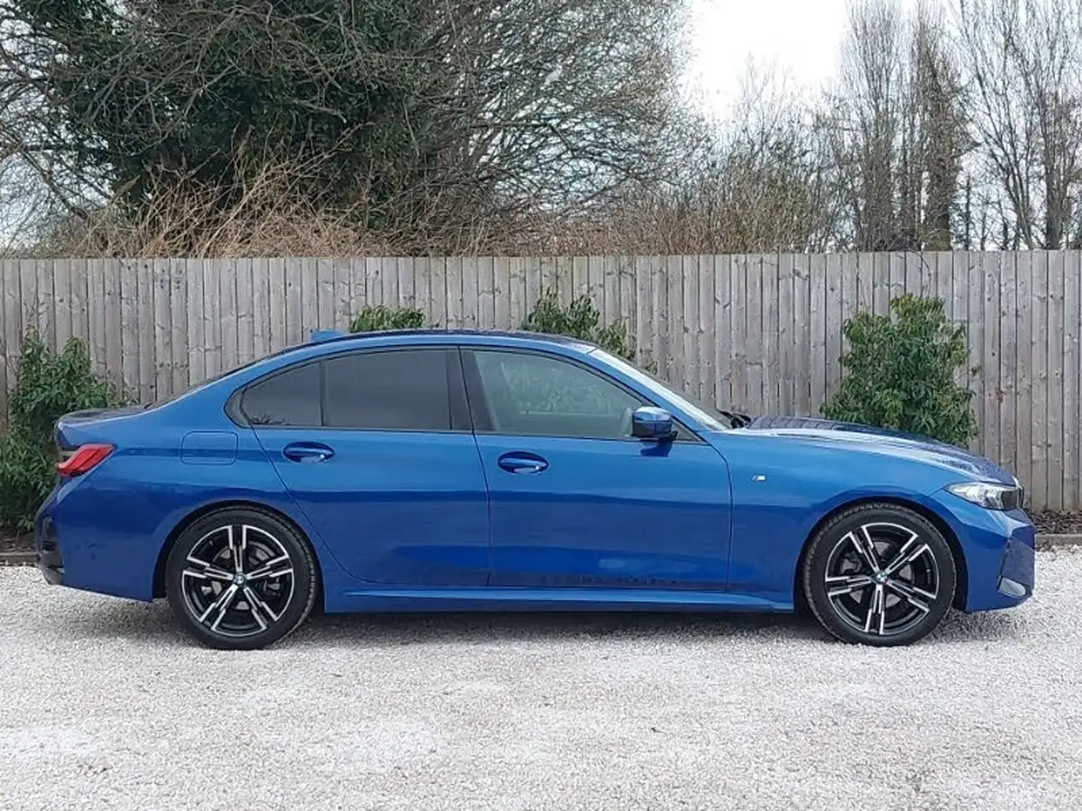 2024-bmw-3-series-20-320i-m-sport-saloon-4d-big-2