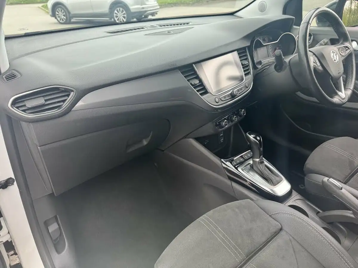 2022-vauxhall-crossland-12-ultimate-130ps-auto-big-26