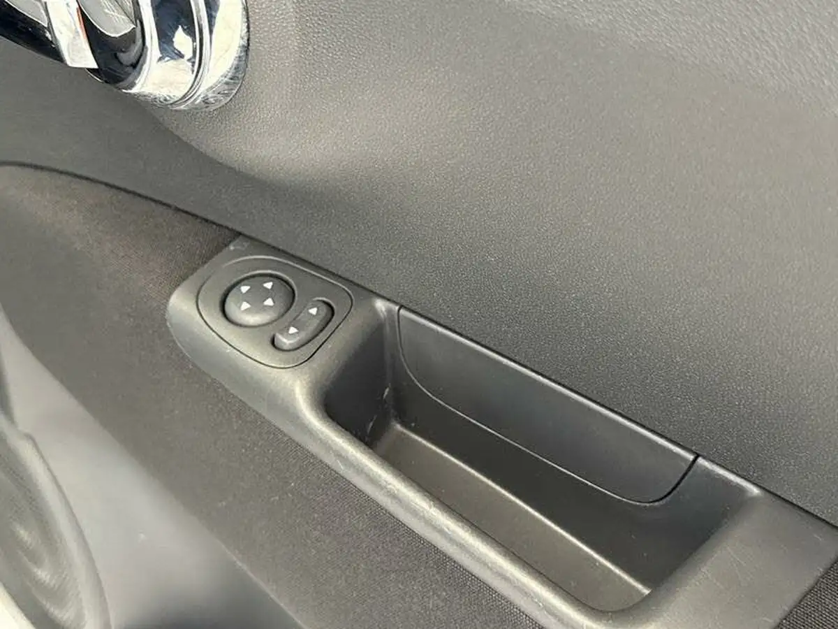 2016-fiat-500-12-lounge-big-13