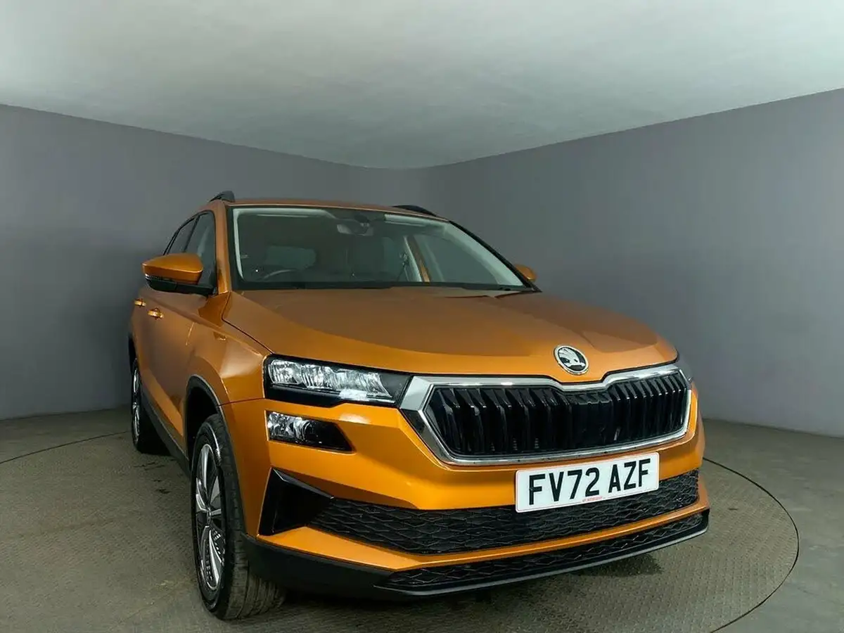 2022-skoda-karoq-20tdi-se-drive-150ps-big-1