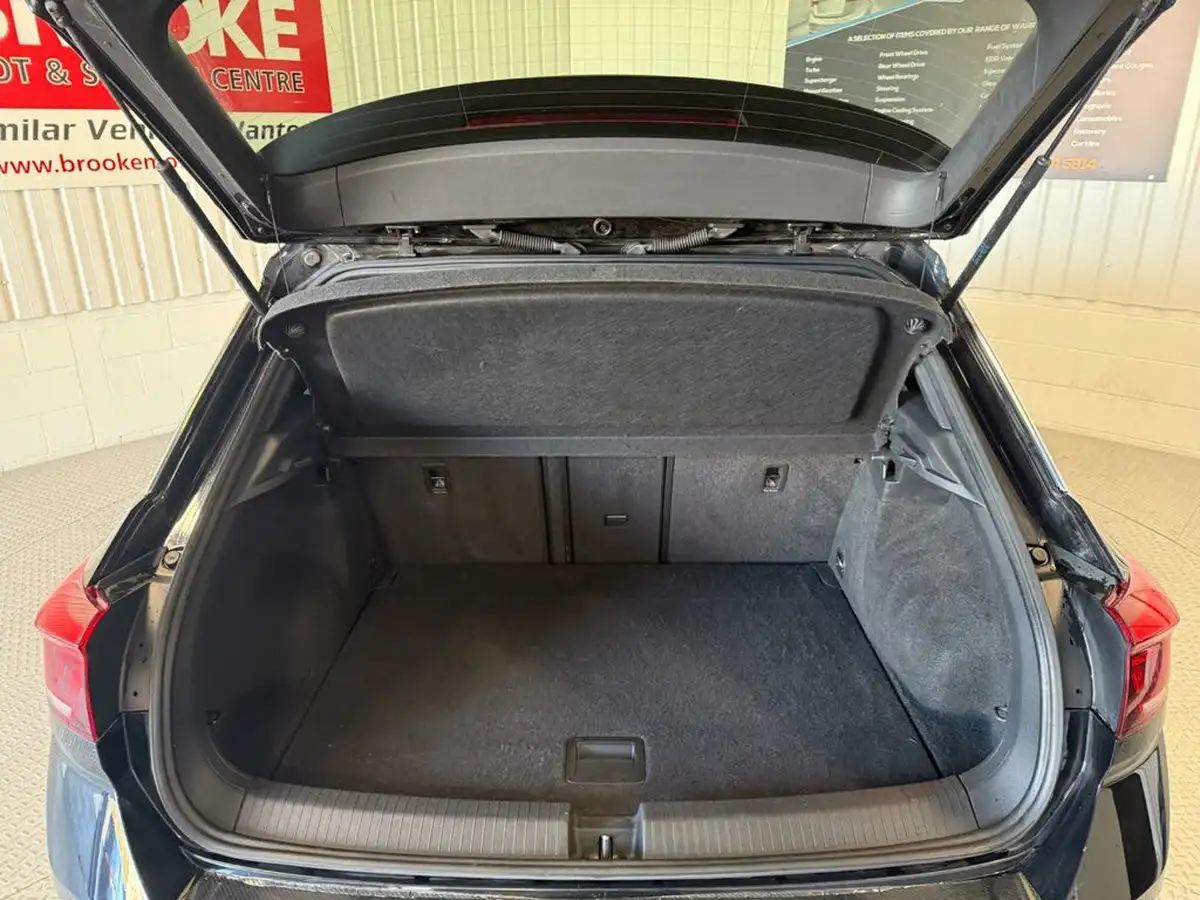 2018-volkswagen-t-roc-15-tsi-sel-ss-big-13